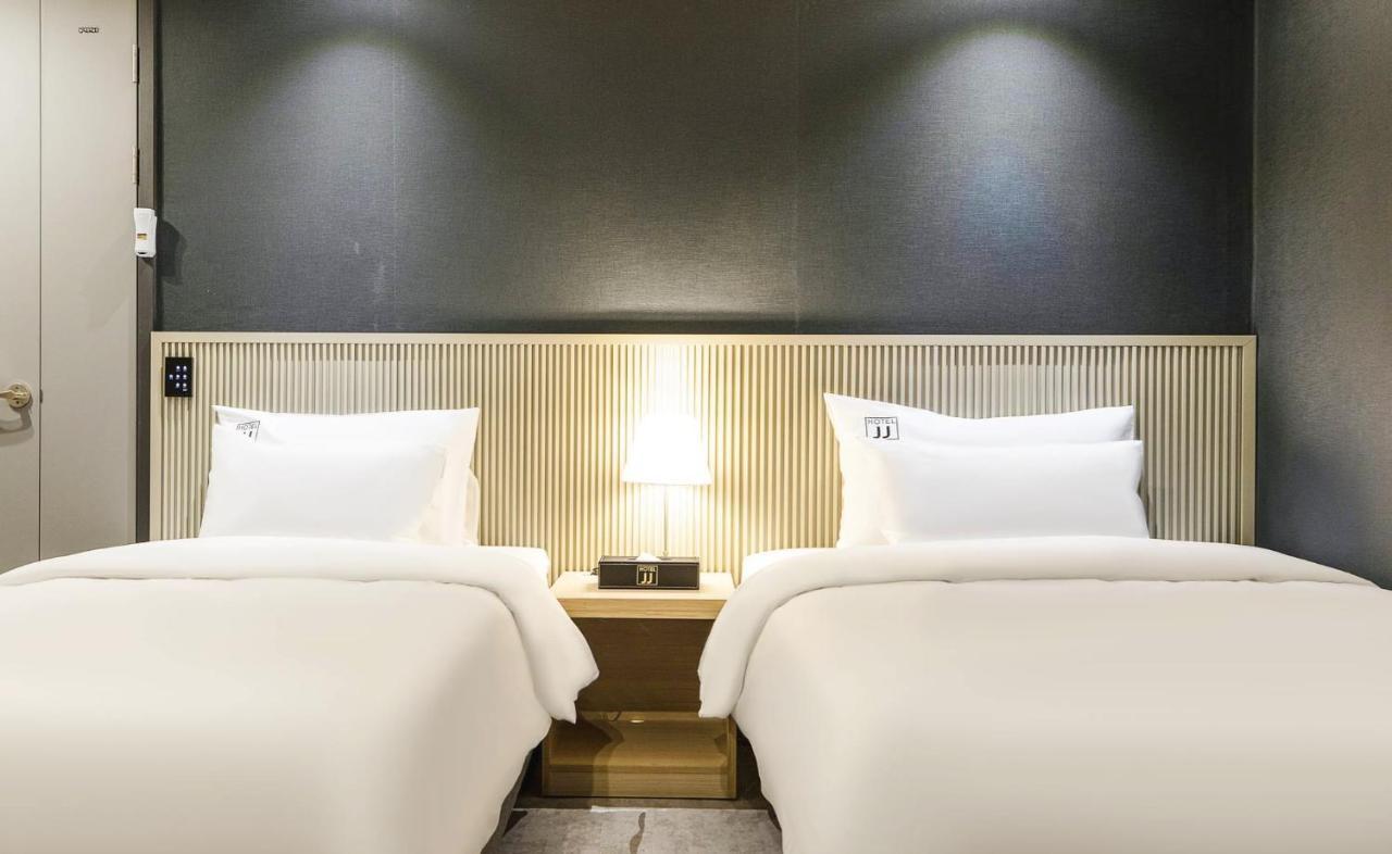 Jj Hotel Сеонгнам Екстериор снимка