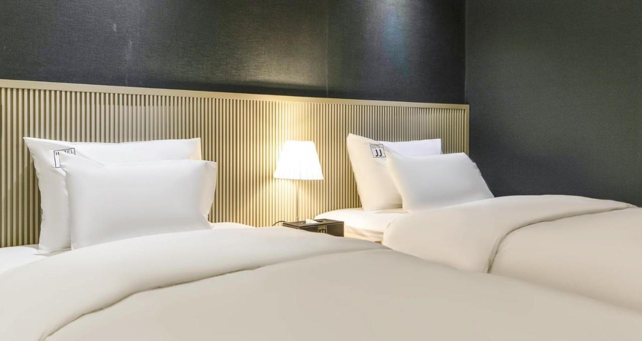 Jj Hotel Сеонгнам Екстериор снимка