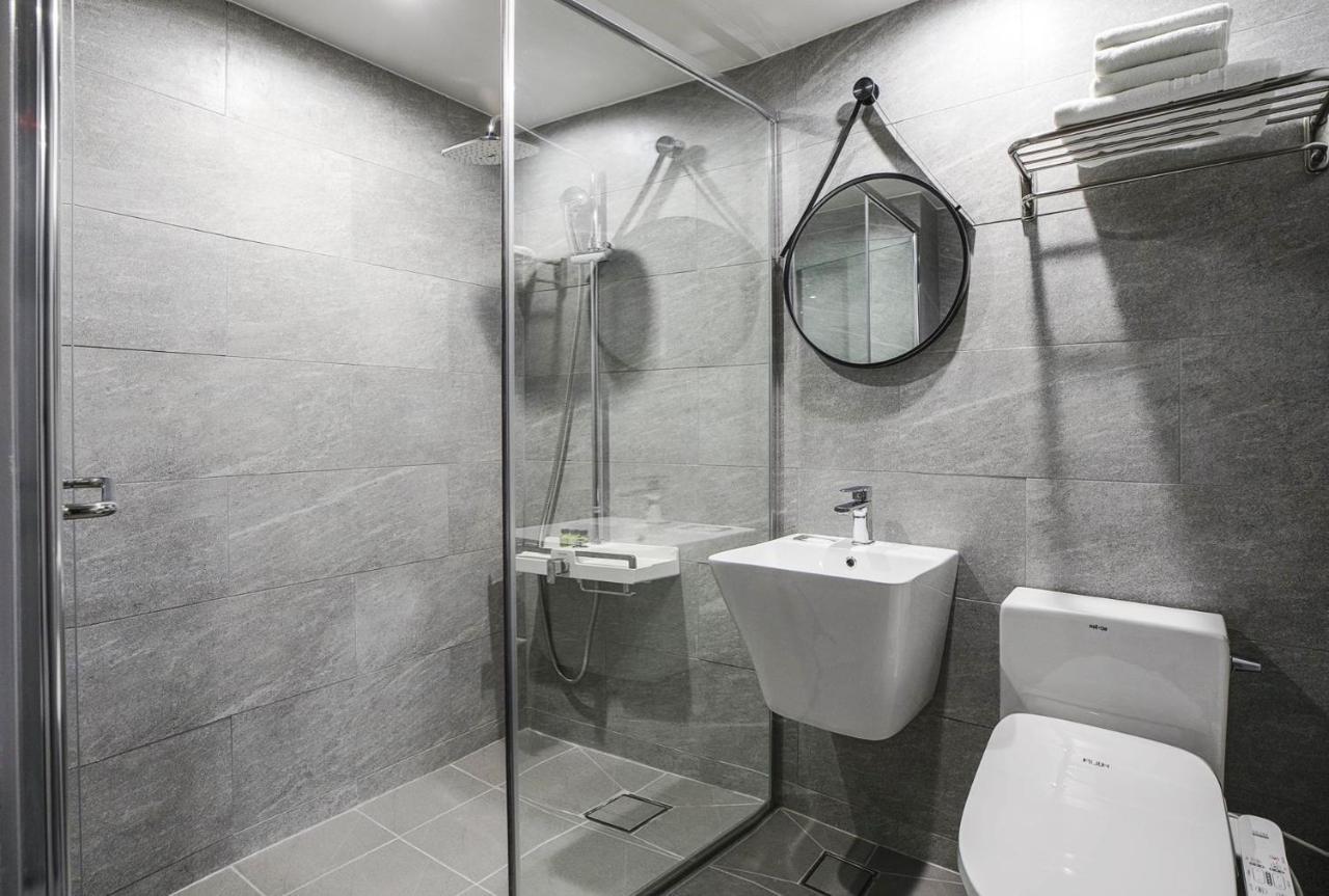 Jj Hotel Сеонгнам Екстериор снимка